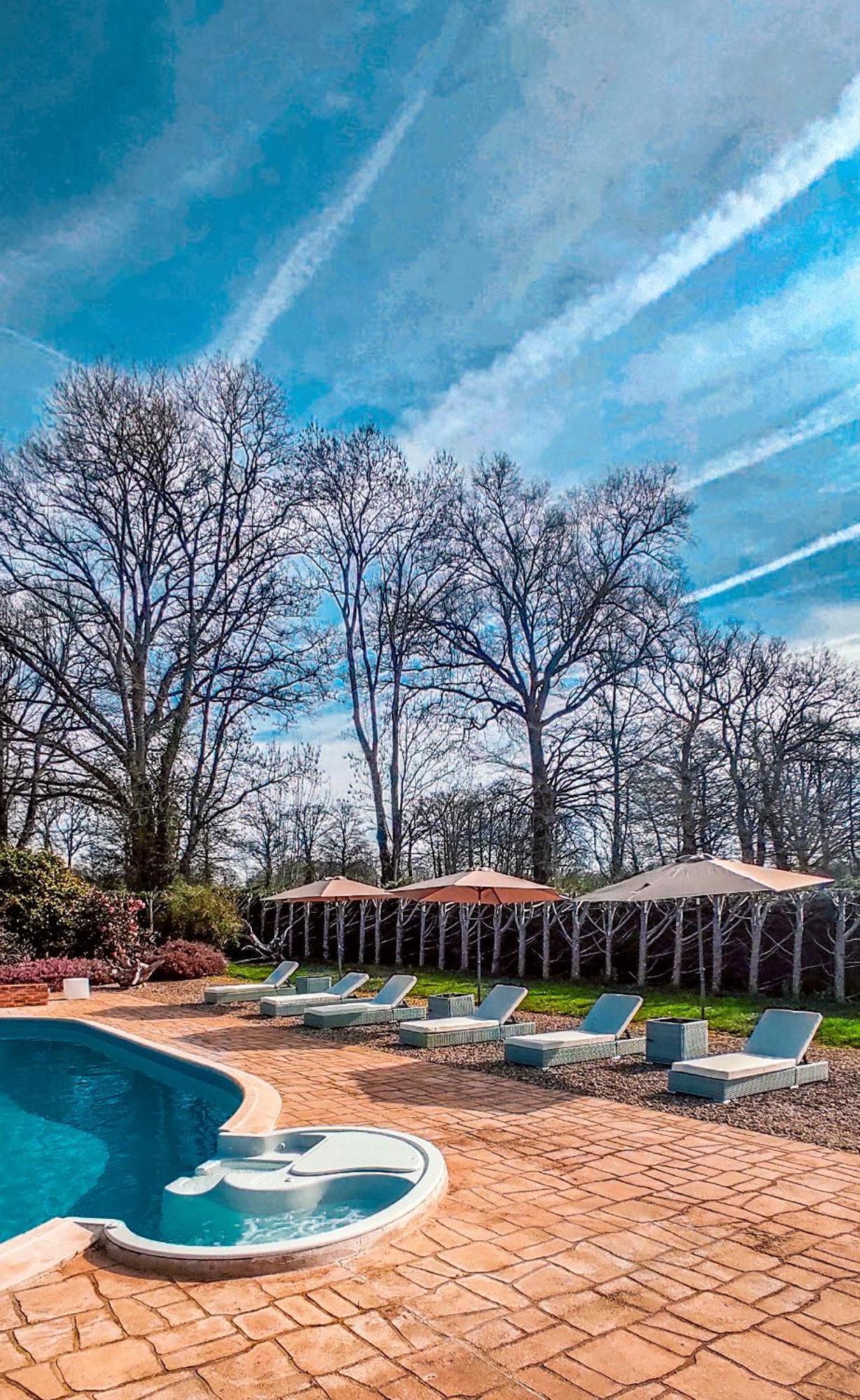 Villa Tagibao Avec Piscine Chauffee Et Spa Lesterps Bagian luar foto